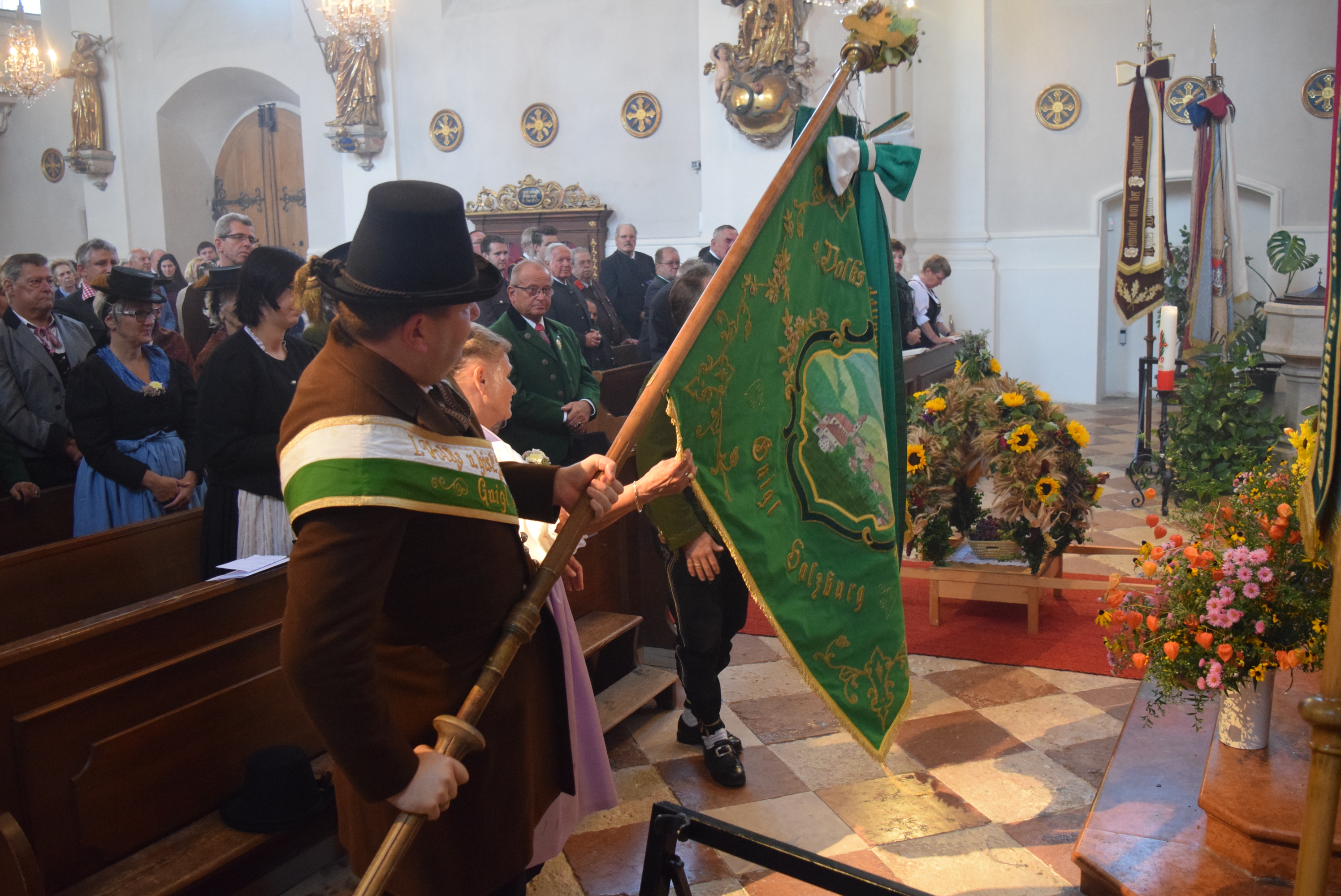 Erntedank inkl. Fahnenweihe