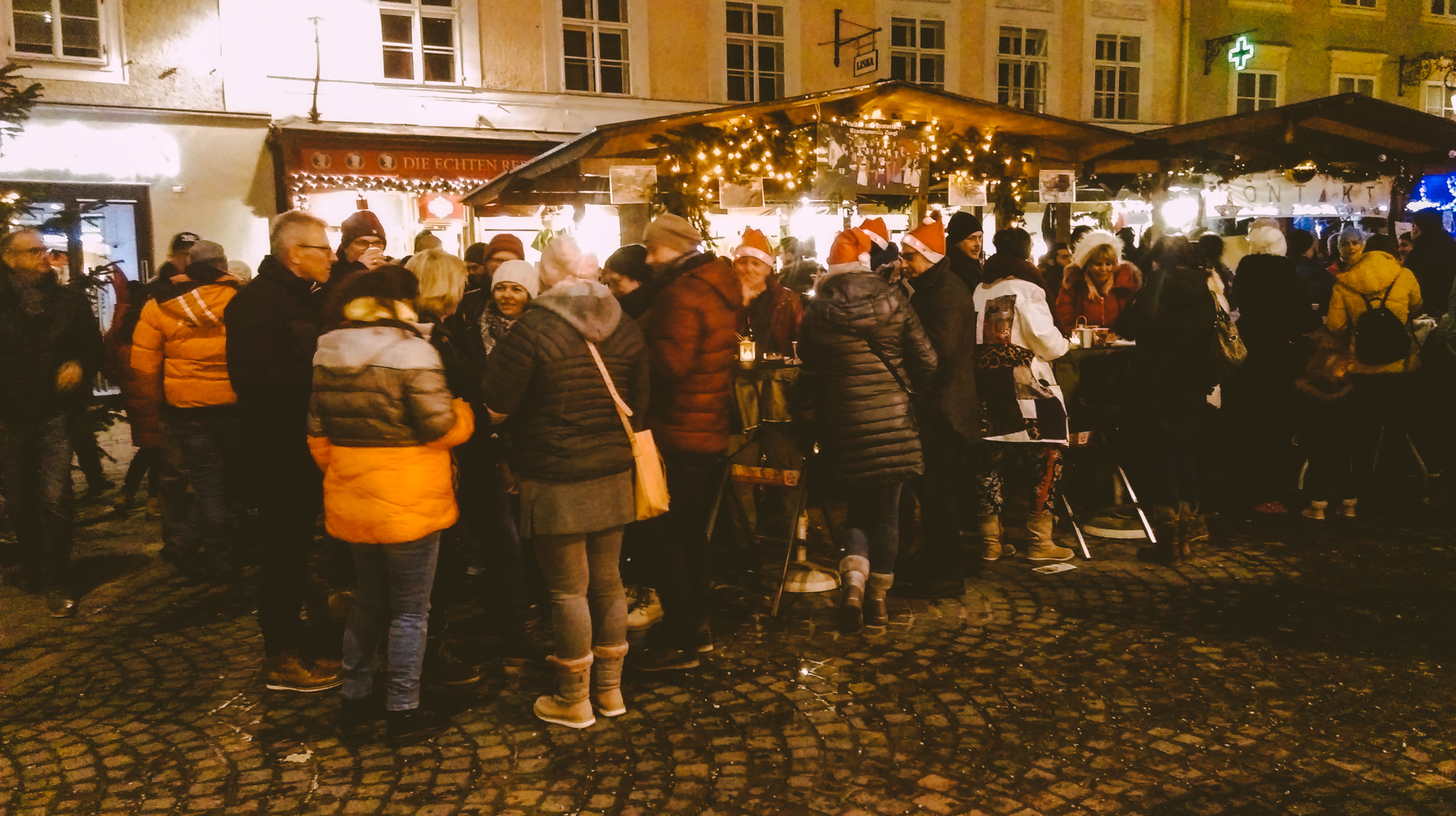 GLÜHWEINSTAND AM ALTEN MARKT 2019